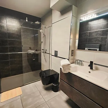 And Bubbles Location Avec Jaccuzi Apartman