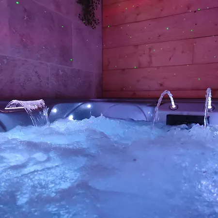 Apartman And Bubbles Location Avec Jaccuzi